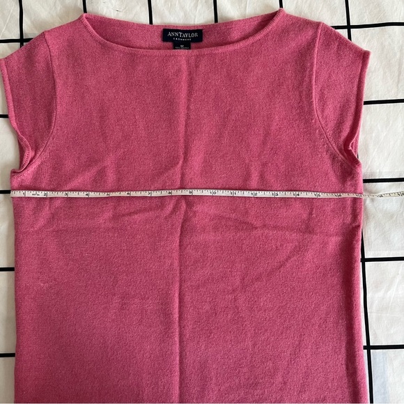 Ann Taylor 100% Cashmere Pink Short Sleeve Sweater - Picture 4 of 5